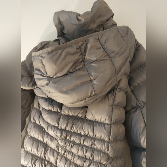 Michael Kors Puffer Jacket - Picture 3 of 6